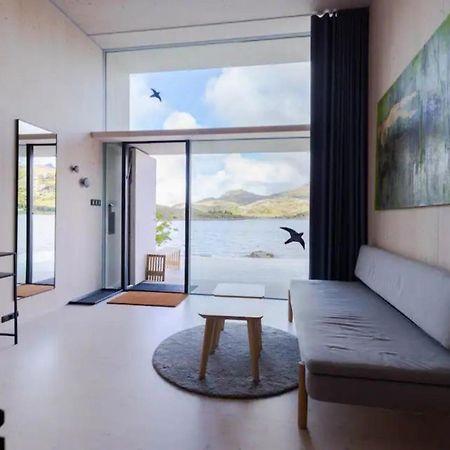 Oceanview Mini-House - Stunning Views Διαμέρισμα Ramberg Εξωτερικό φωτογραφία