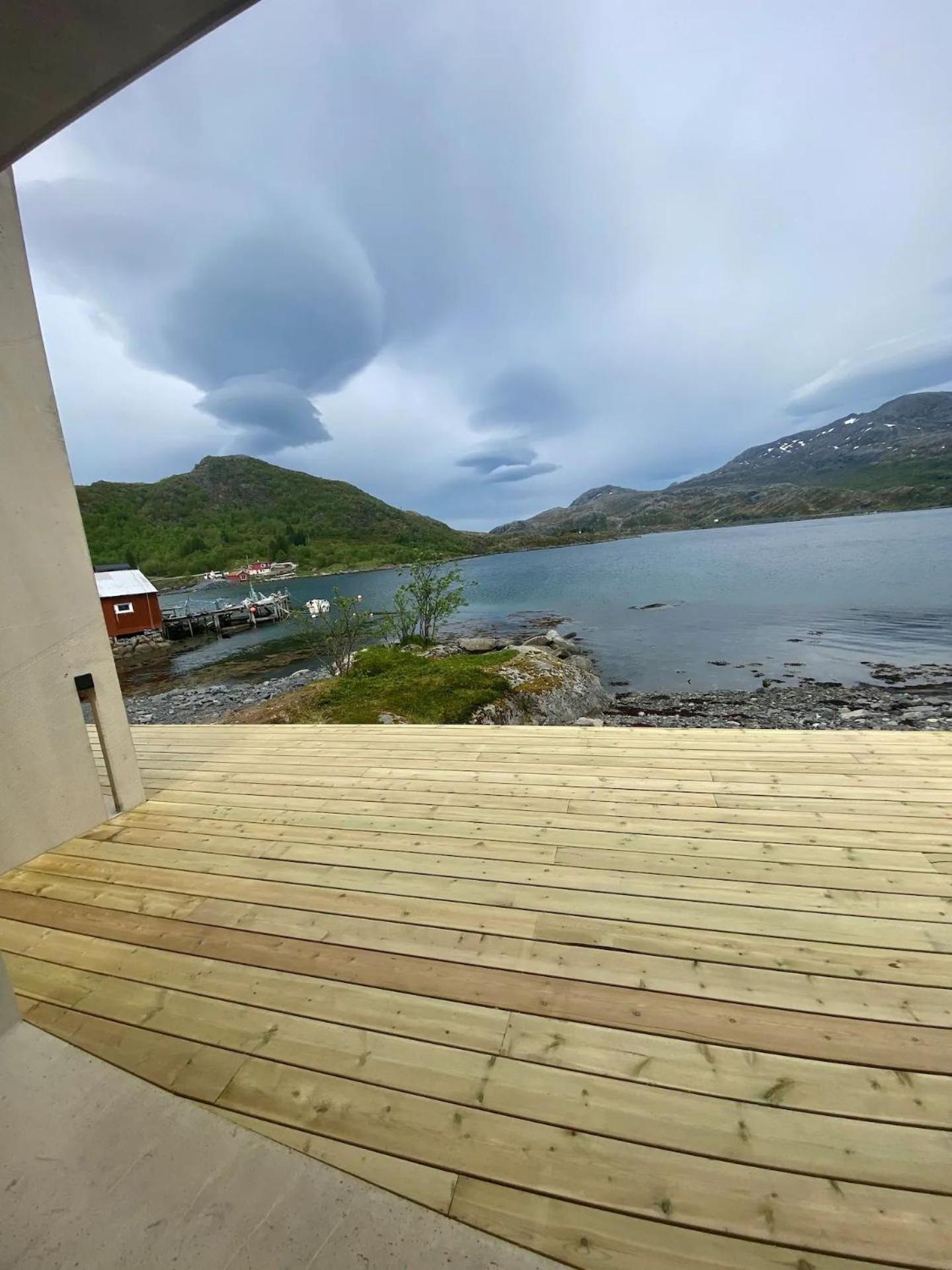 Oceanview Mini-House - Stunning Views Διαμέρισμα Ramberg Εξωτερικό φωτογραφία