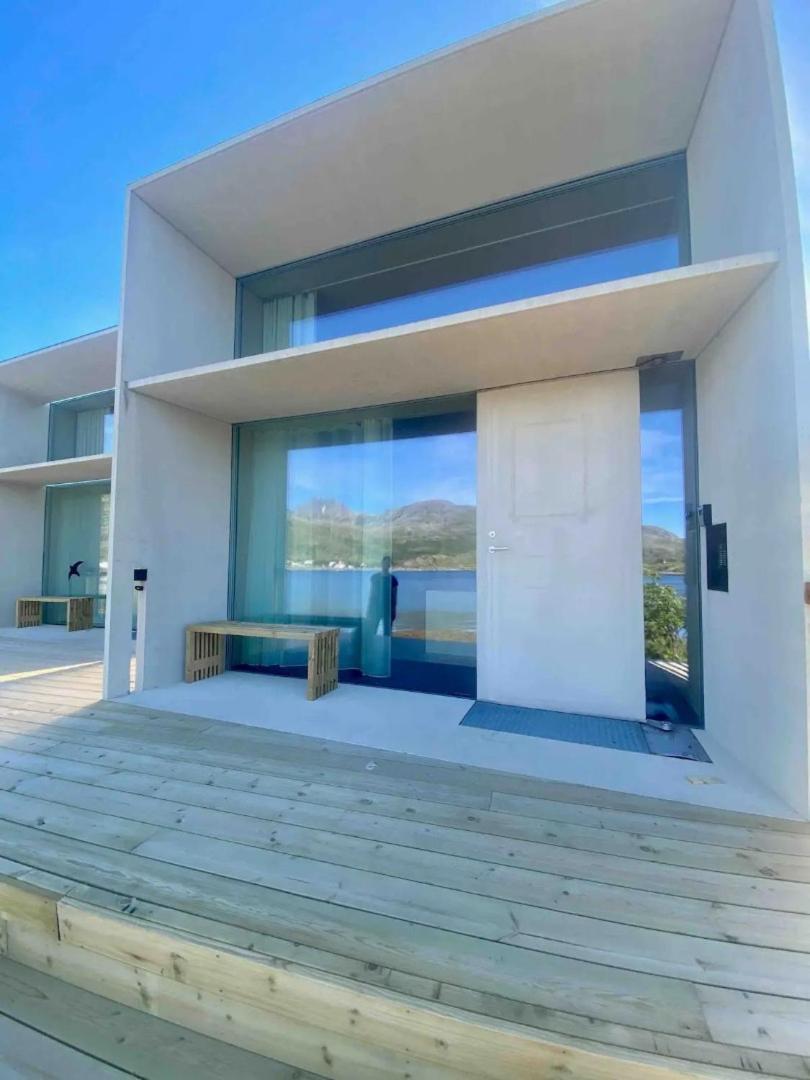 Oceanview Mini-House - Stunning Views Διαμέρισμα Ramberg Εξωτερικό φωτογραφία