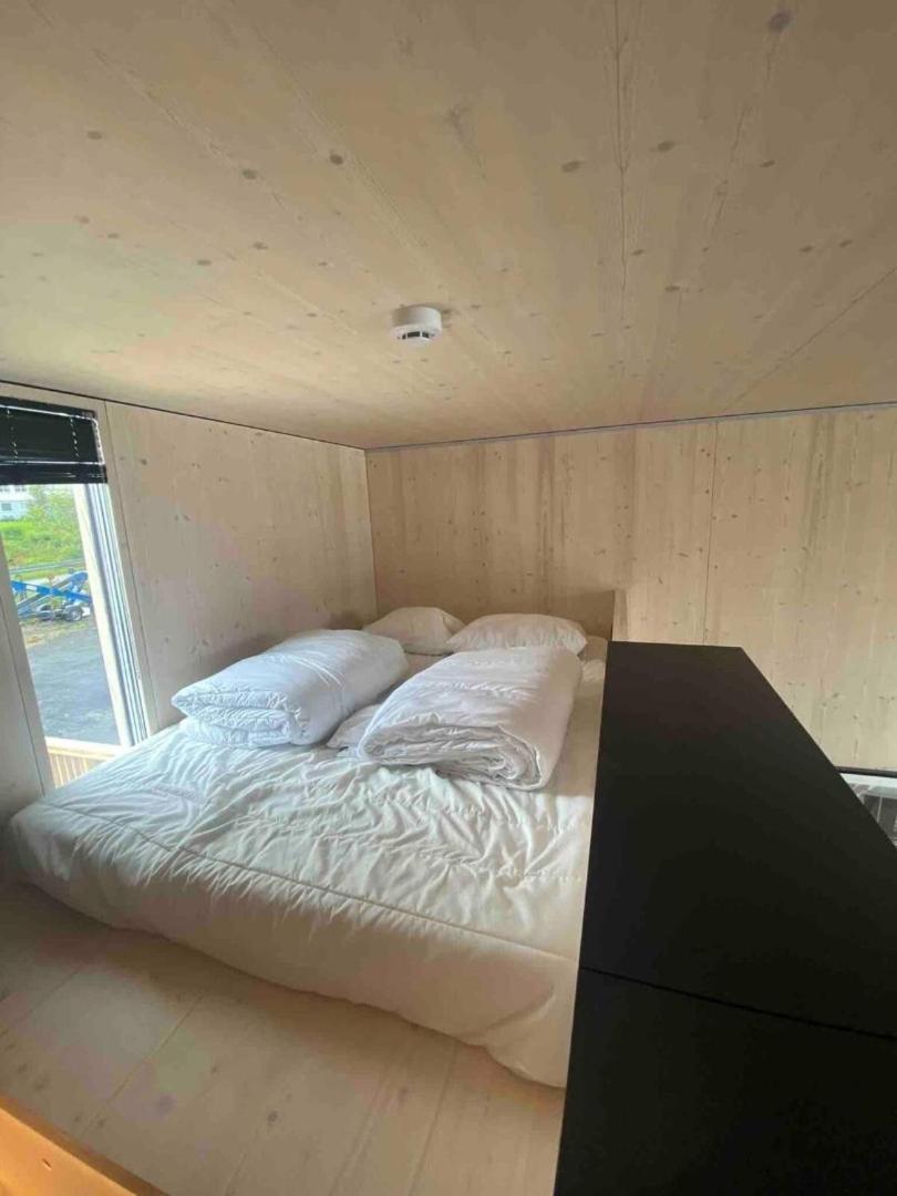 Oceanview Mini-House - Stunning Views Διαμέρισμα Ramberg Εξωτερικό φωτογραφία